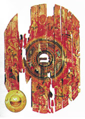 Один из раскрашенных плоских овальных щитов, найденных в Дура Европос